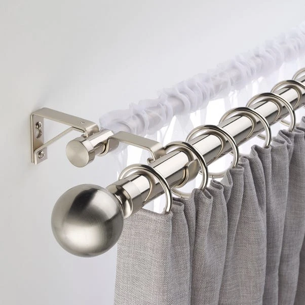 Dunelm Pack Of 3 Double Pole Brackets - Image 4