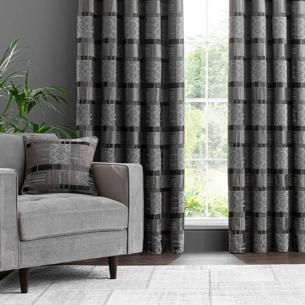 Luxury Collection Prague Chenille Noir Eyelet Curtains - Image 4